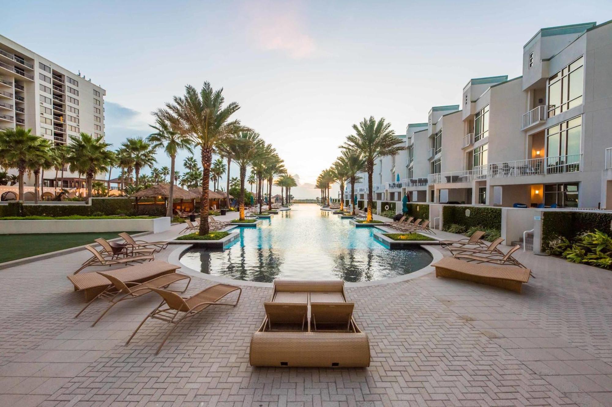 Sapphire Beachfront #1108 Apartment *
